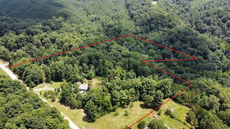 12041 Woodland Trl Nunnelly, TN 37137