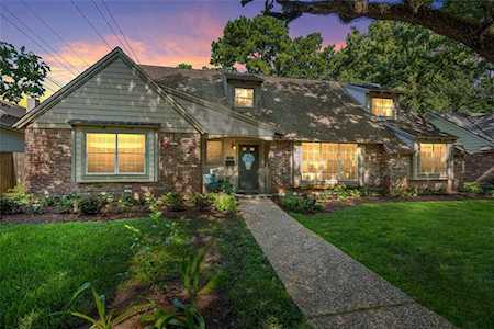 707 Wax Myrtle Ln Houston, TX 77079