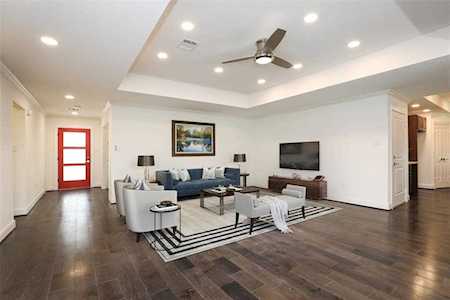 5466 Carew St Houston, TX 77096