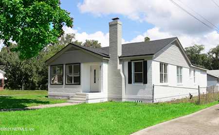 4763 Attleboro St Jacksonville, FL 32205