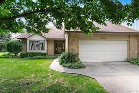8288 Butternut Ct Grand Blanc Twp, MI 48439