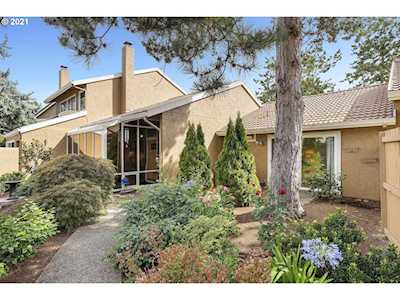 28612 SW Ash Meadows Blvd #32 Wilsonville, OR 97070