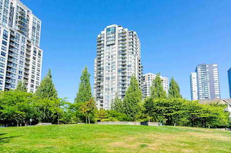 5380 Oben Street #117 Vancouver, BC V5R 6H7
