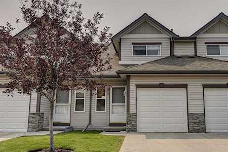 253 Millview Green SW Calgary, AB T2Y 3W1