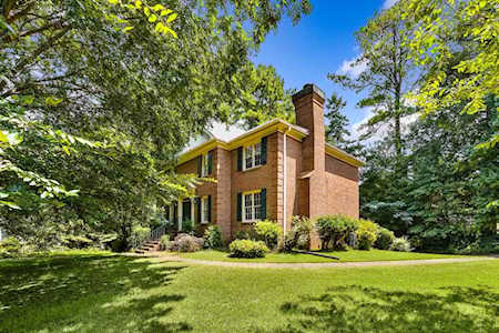 635 Corbin Lake Ct Atlanta, GA 30350