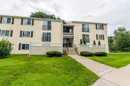 58 Village Brook Ln #22 Natick, MA 01760