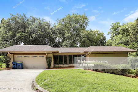 5140 River Bluff Ln Jacksonville, FL 32211