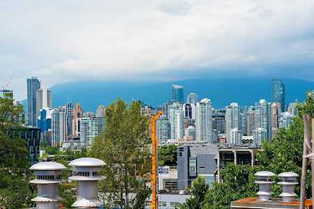 380 W 10th Avenue #PH1 Vancouver, BC V5Y 1S3
