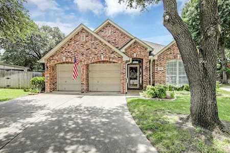 3504 Stone Creek Court Fort Worth, TX 76137