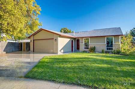 638 W Hanover Ct Meridian, ID 83642