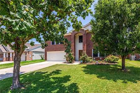 451 Primrose BLVD Kyle, TX 78640