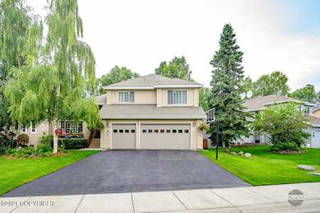 3746 Eastwind Drive Anchorage, AK 99516
