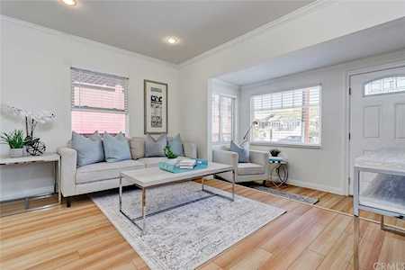 218 Pearl St Redondo Beach, CA 90277