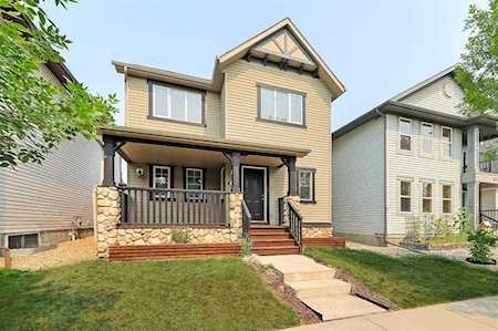 60 Elgin View SE Calgary, AB T2Z 4Z6