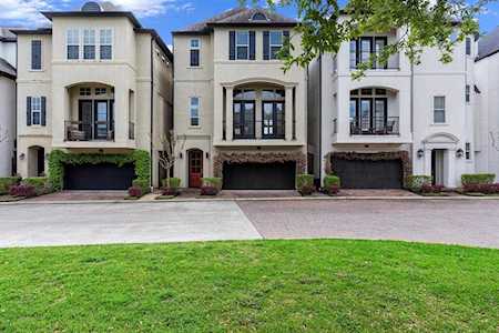 10925 Upland Park Houston, TX 77043