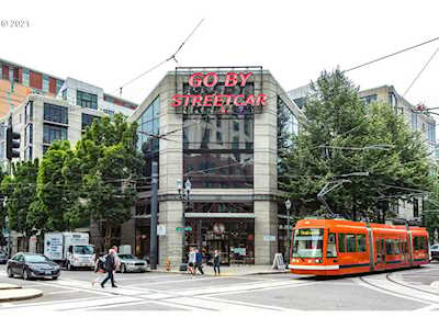 1030 NW 12th Ave #225 Portland, OR 97209