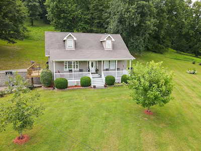 1914 Dr Robinson Rd Spring Hill, TN 37174
