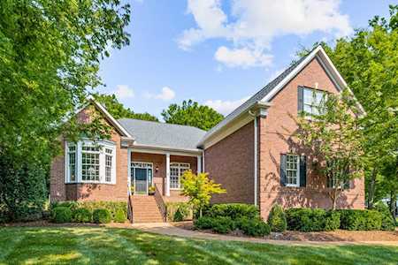 9049 Fallswood Ln Brentwood, TN 37027