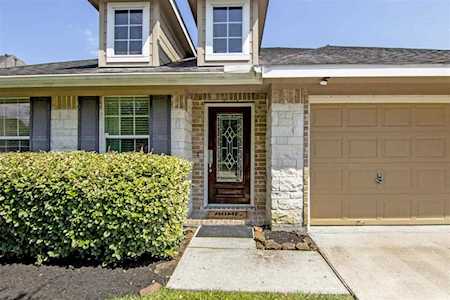 3603 Oak Crossing Dr Pearland, TX 77581