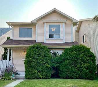 211 Millbank Dr SW Calgary, AB T2Y 2J1