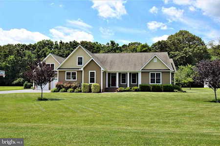 180 Glen Loch Ln Houston, DE 19954