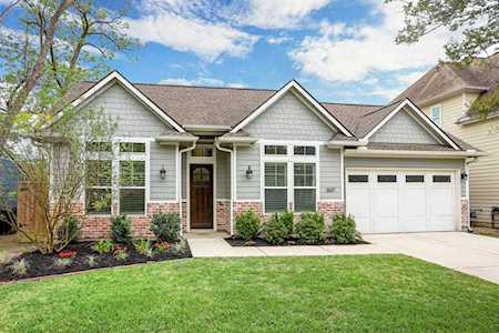 1607 Woodcrest Dr Houston, TX 77018