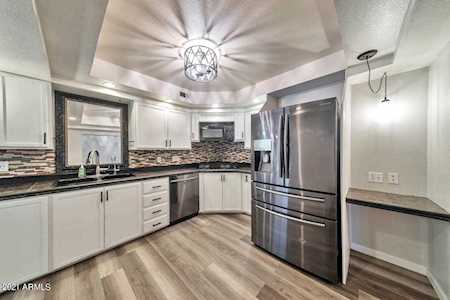 6749 N 14th Drive Phoenix, AZ 85013