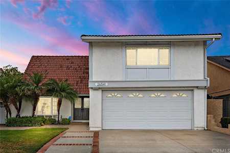 26541 Mimosa Ln Mission Viejo, CA 92691