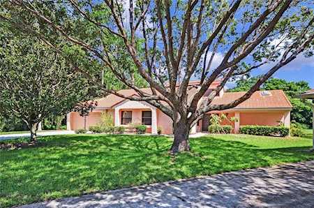 5915 Crystal View Dr Orlando, FL 32819