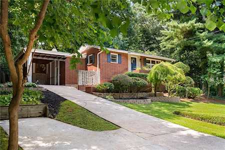 3754 Greenhill Dr Atlanta, GA 30341