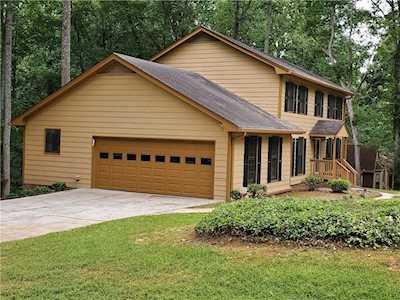 800 Post Ridge Terrace Stone Mountain, GA 30088