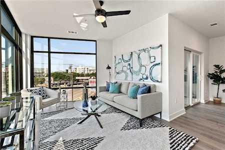 2220 Webberville RD #305 Austin, TX 78702