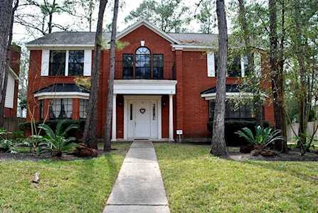 23 Elk Crossing Dr The Woodlands, TX 77381