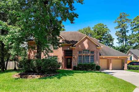 3 Ivory Moon Place The Woodlands, TX 77381
