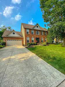 255 Portage Court Canal Winchester, OH 43110