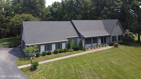 5507 Felker Way Louisville, KY 40291