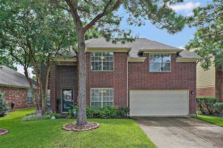 7210 Hazel Cove Dr Houston, TX 77095