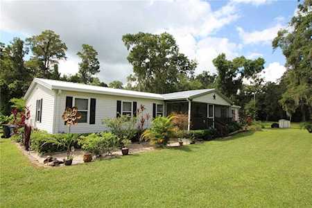 7611 Loghouse Rd Plant City, FL 33565