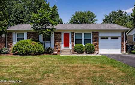 9209 Old Six Mile Ln Louisville, KY 40299