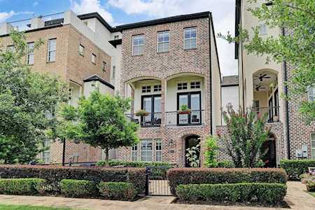 9624 Kings Cross Station Houston, TX 77045