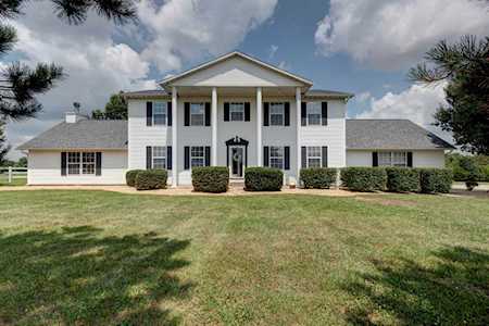 170 Country View Rd Highlandville, MO 65669