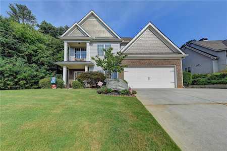 6220 Cove Creek Dr Flowery Branch, GA 30542