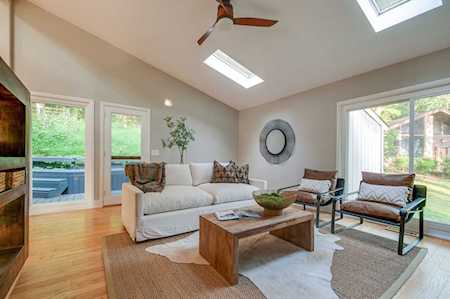7057 Cotton Blossom Ln Nashville, TN 37221
