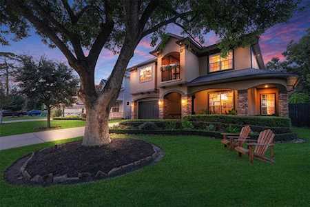 1344 Woodcrest Dr Houston, TX 77018