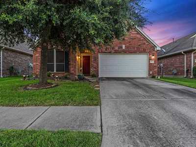 6114 Menor Crest Dr Spring, TX 77388