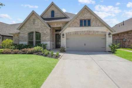 416 Callery Pear Ct Conroe, TX 77304