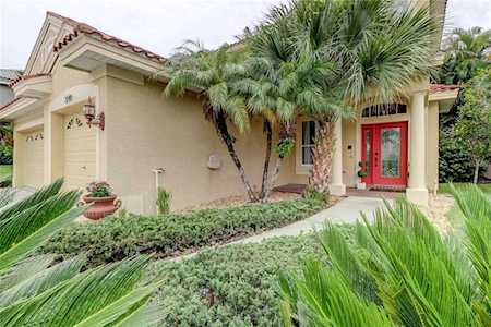 2249 Highland Woods Dr Dunedin, FL 34698