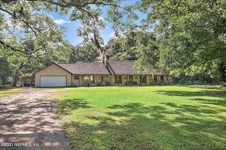 6518 Ray Phillips Rd Macclenny, FL 32063