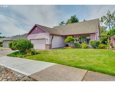 13215 Gaffney Ln Oregon City, OR 97045