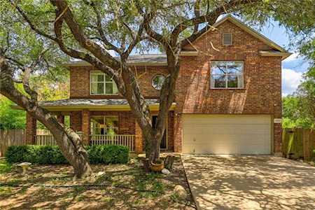 8409 Nairn DR Austin, TX 78749
